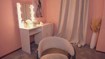 DeeDeignan webcam model stream image