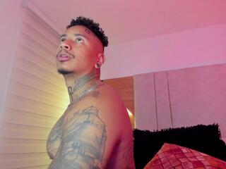 Joseph King webcam model stream image