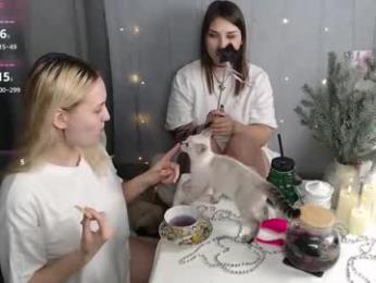 lovers613228 webcam model stream image