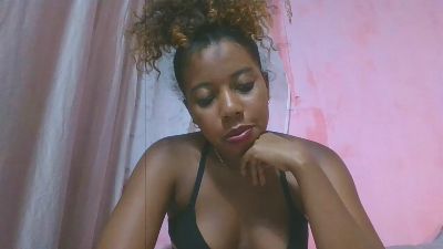 Lacoquinemary webcam model stream image