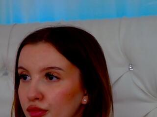 Milana Evans webcam model stream image