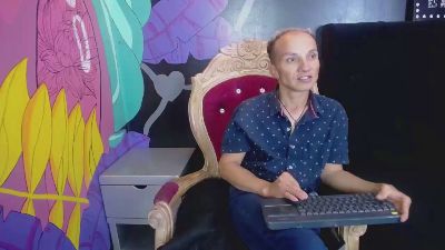 DaddyPoweer webcam model stream image