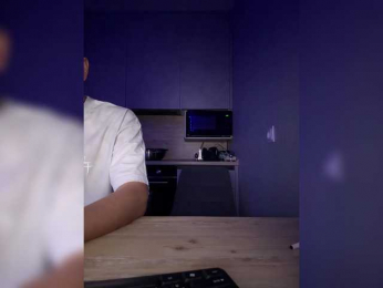 QueenKing webcam model stream image