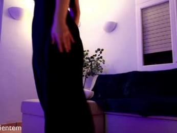 ms_seductive webcam model stream image