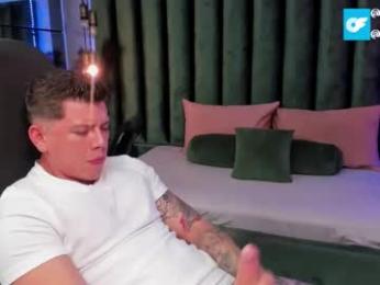 zacandmarcosmg_ webcam model stream image