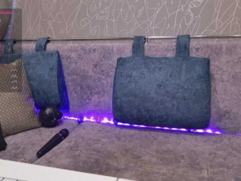 BlackCat142 webcam model stream image