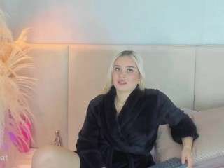 sofia-pamela1 webcam model stream image