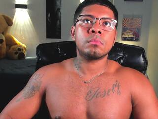Derek Castle webcam model stream image