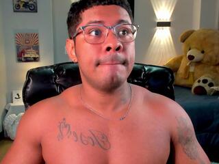 Derek Castle webcam model stream image