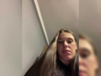 Potifays webcam model stream image