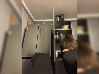 Potifays webcam model stream image