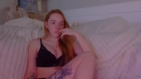 Little-Red21 webcam model stream image