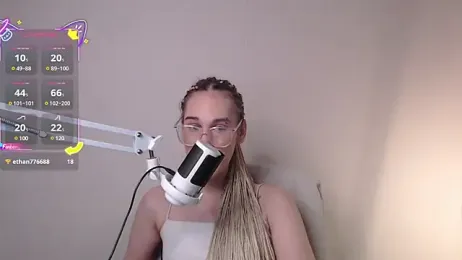 Cassie_Bae webcam model stream image