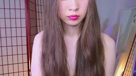 SilentLily webcam model stream image