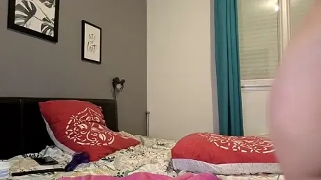 MoiEtLuiXX webcam model stream image