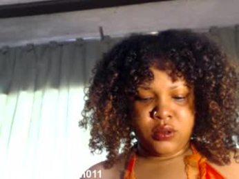 suggabrown_ webcam model stream image
