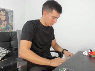 Mikee Scooth webcam model stream image