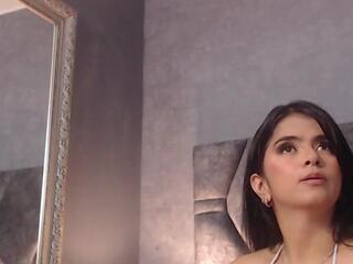 Scarlet Lennox webcam model stream image