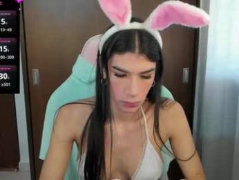 isadolll webcam model stream image