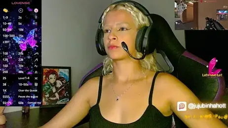 jujubinhahot webcam stripchat model stream image