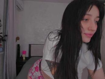 ariellaallure webcam model stream image