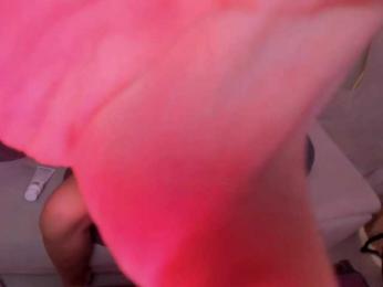 NiaMiller webcam model stream image