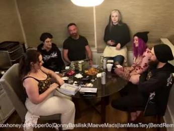 maevemads webcam model stream image