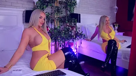 annabellahot webcam stripchat model stream image