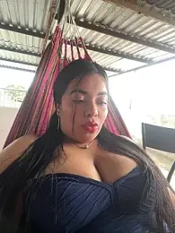 _SARA_69 webcam model stream image