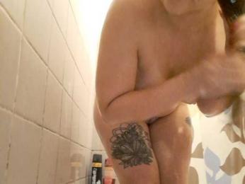 lenavelvet25 webcam model stream image