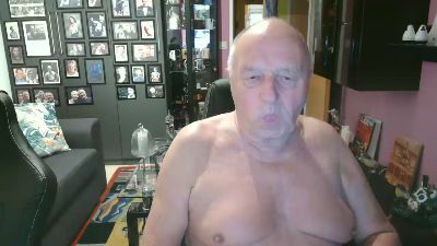 romwien webcam cam4 model stream image