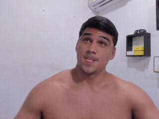 Noah Lahm webcam model stream image