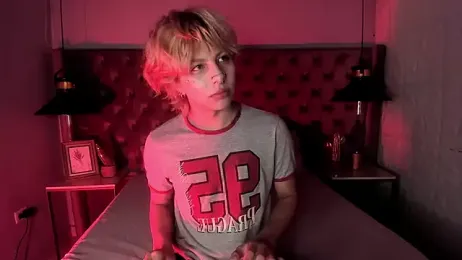 OliIverr22 webcam model stream image