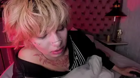 OliIverr22 webcam stripchat model stream image