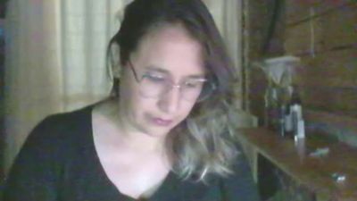 Ladyloki webcam model stream image