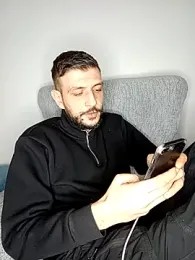 Red_dewilll webcam model stream image