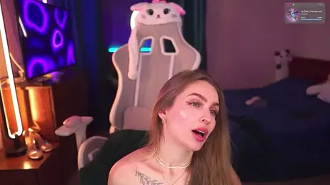 Kamila_icee webcam model stream image