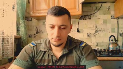 NiksLaRedhott webcam model stream image