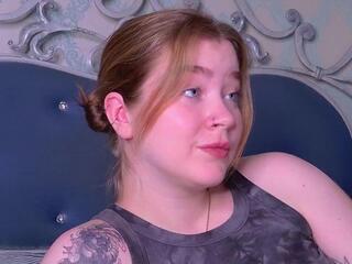 Kira Fors webcam model stream image