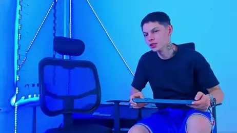 HOT_boy2025 webcam model stream image