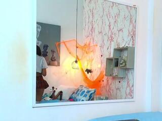 Evangeline Hills webcam model stream image