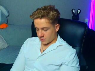 Zeke Carter webcam model stream image