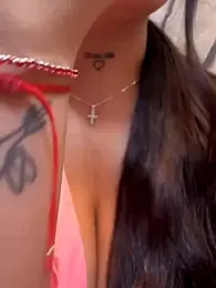 LunaBaker-1 webcam model stream image