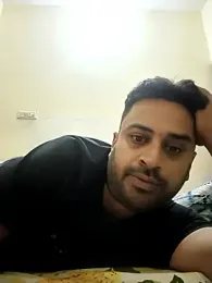 ITZ_GURU webcam model stream image