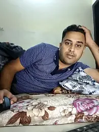 ITZ_GURU webcam model stream image