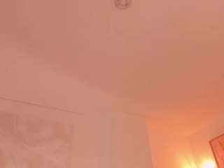 lucyweiss webcam model stream image