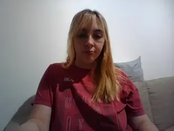 ayebran webcam model stream image