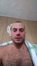 Viki84 webcam model stream image
