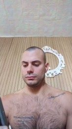 Viki84 webcam model stream image