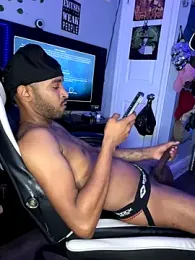 MasterPapian0 webcam model stream image